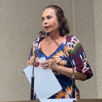 Em discurso, Carmélia acende alerta sobre crise fiscal em Barreiras