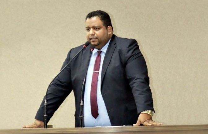 “Cadê o dinheiro, Otoniel”, pergunta Yure Ramon