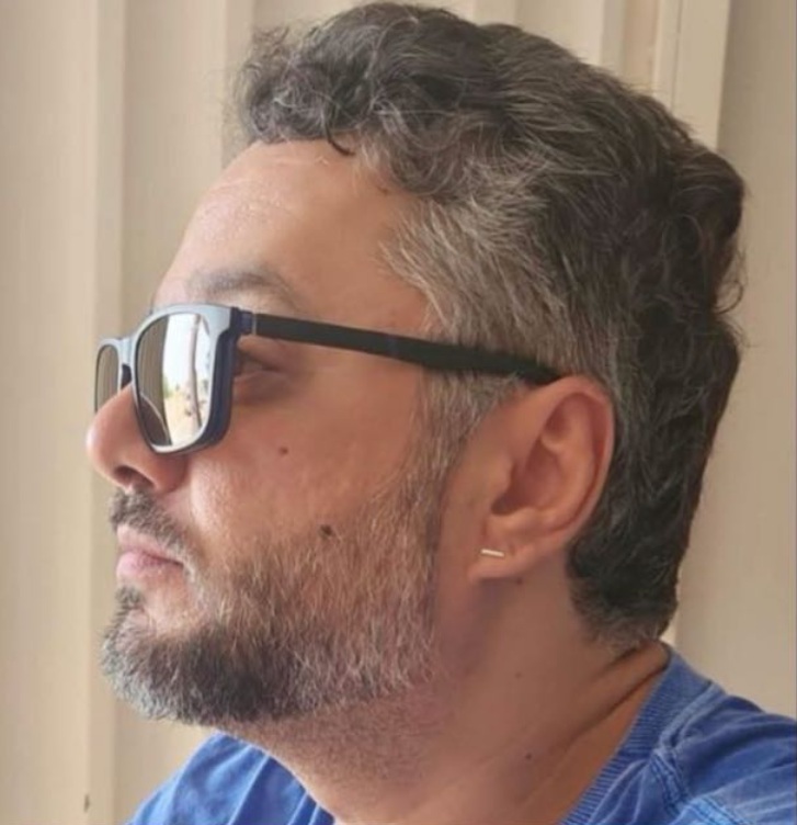 “Zito chuta Otoniel e prepara retorno”, por Fernando Machado